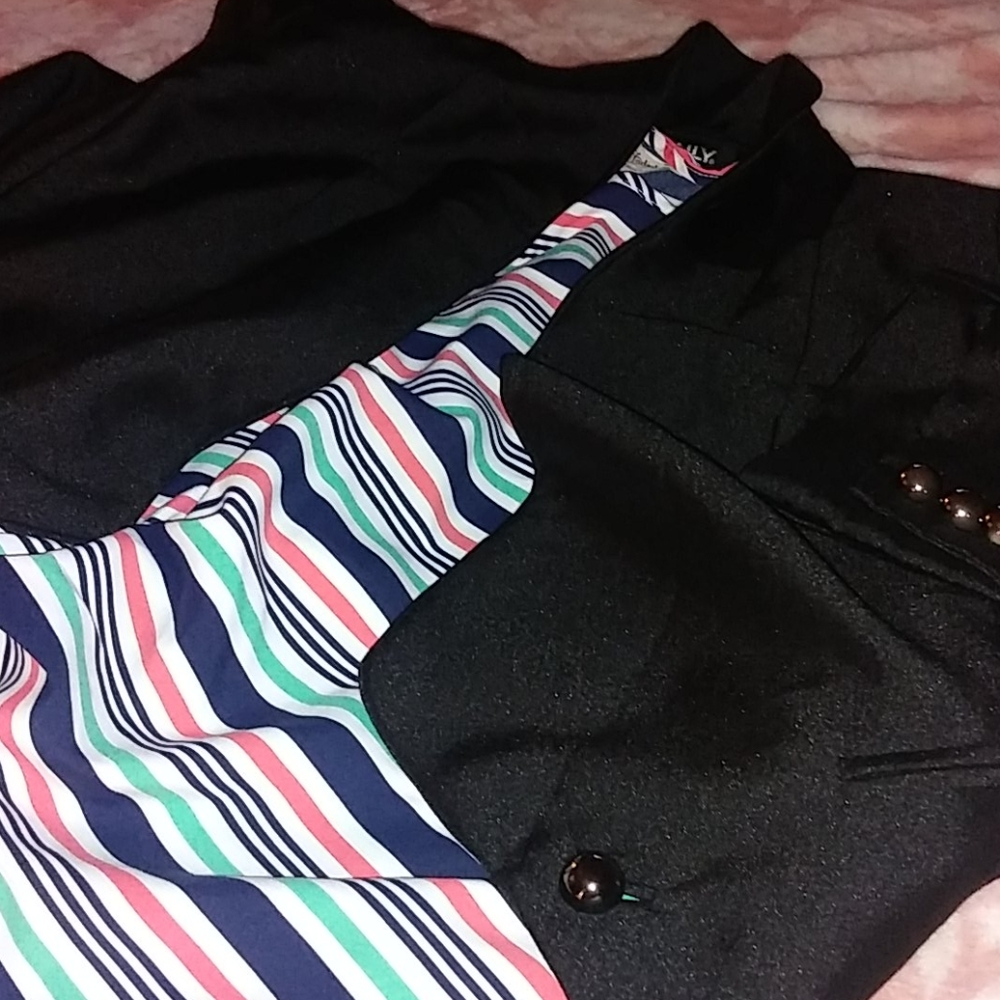 5/$20...🌹Jacket 🌹 - Picture 3 of 4